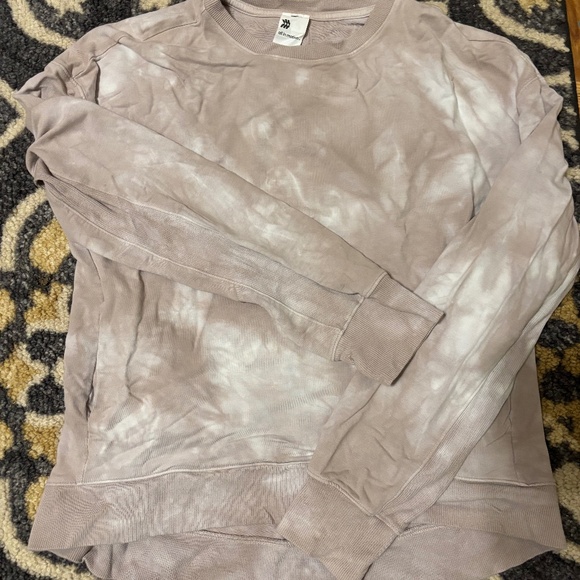 All in Motion crewneck with pockets! - Picture 1 of 2